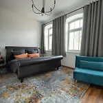 Апартаменты Fabrik68 - Ganzes Haus 3 Schlafzimmer 2 Baeder